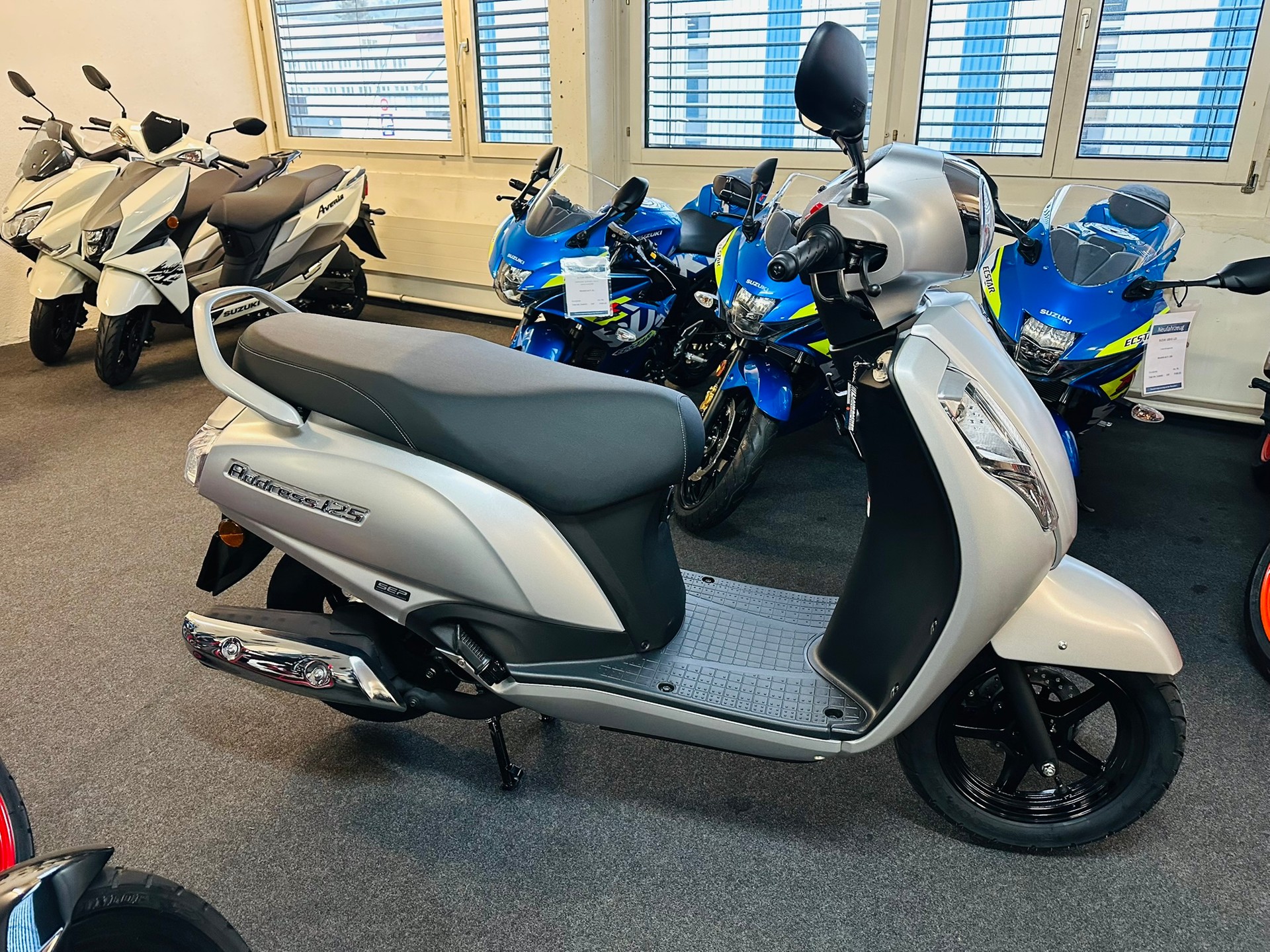 SUZUKI ADDRESS 125