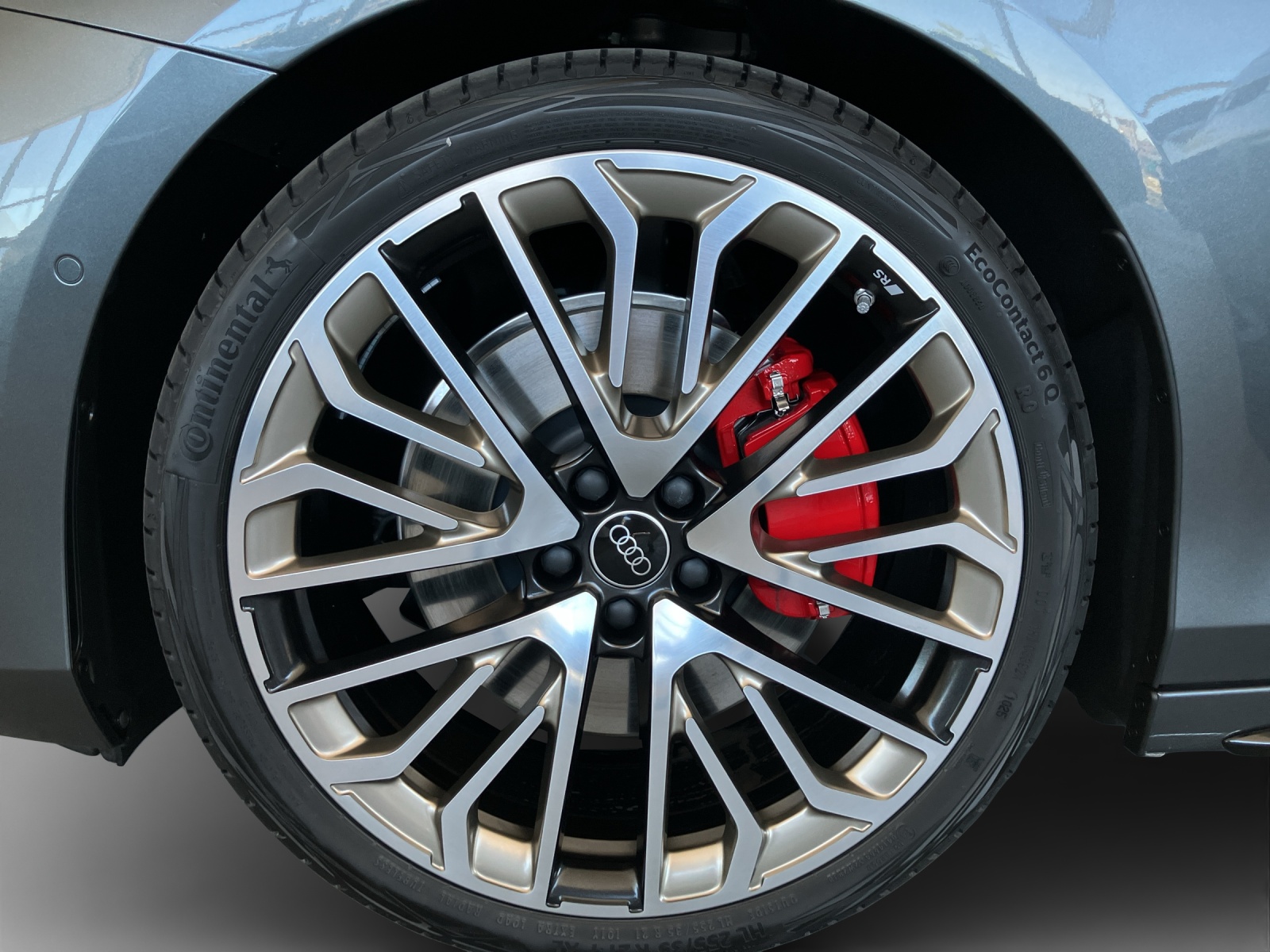 AUDI A6 Avant TFSI quattro 270 kW S tronic-image-15
