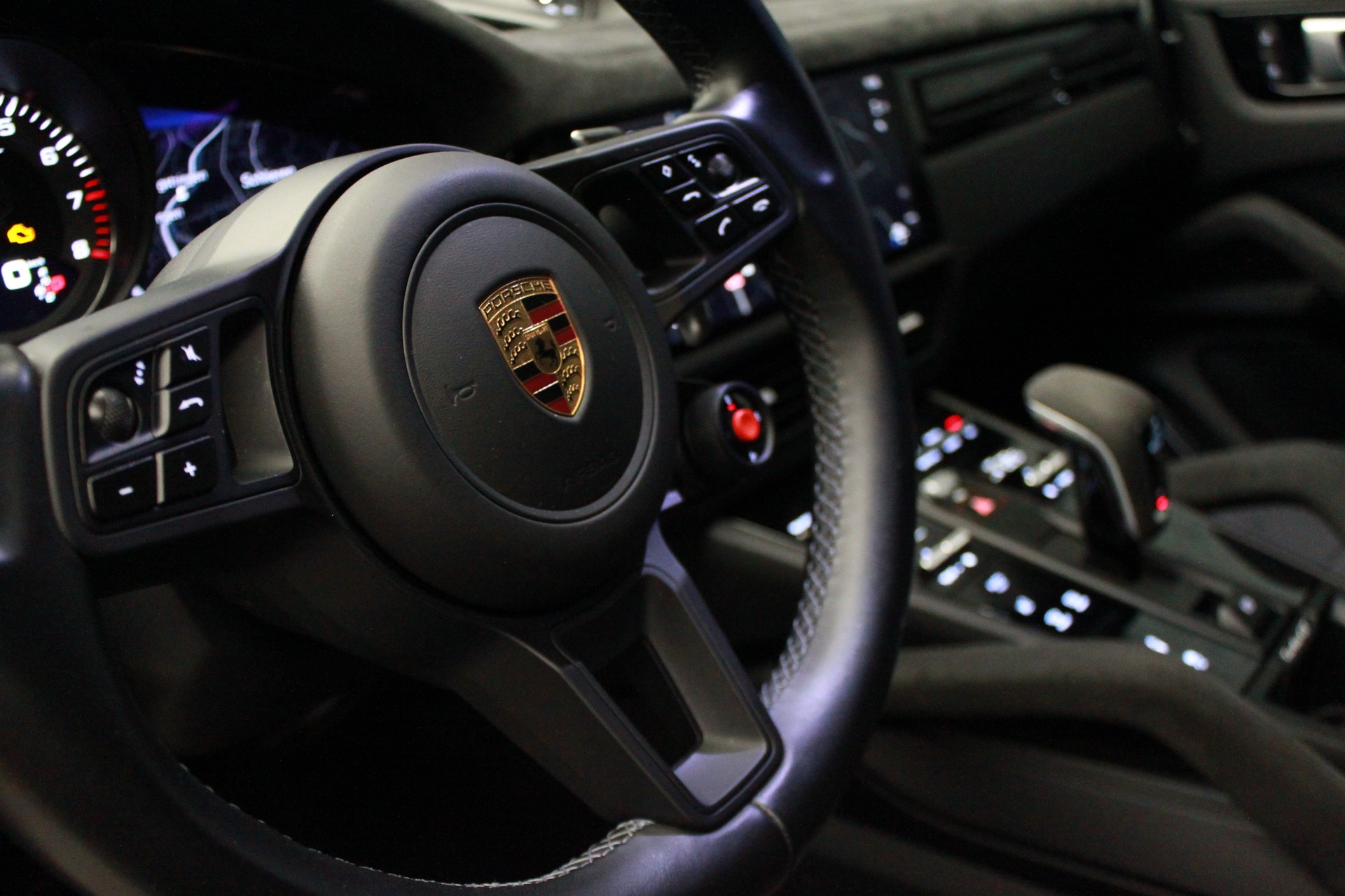 PORSCHE Cayenne Turbo GT-image-18