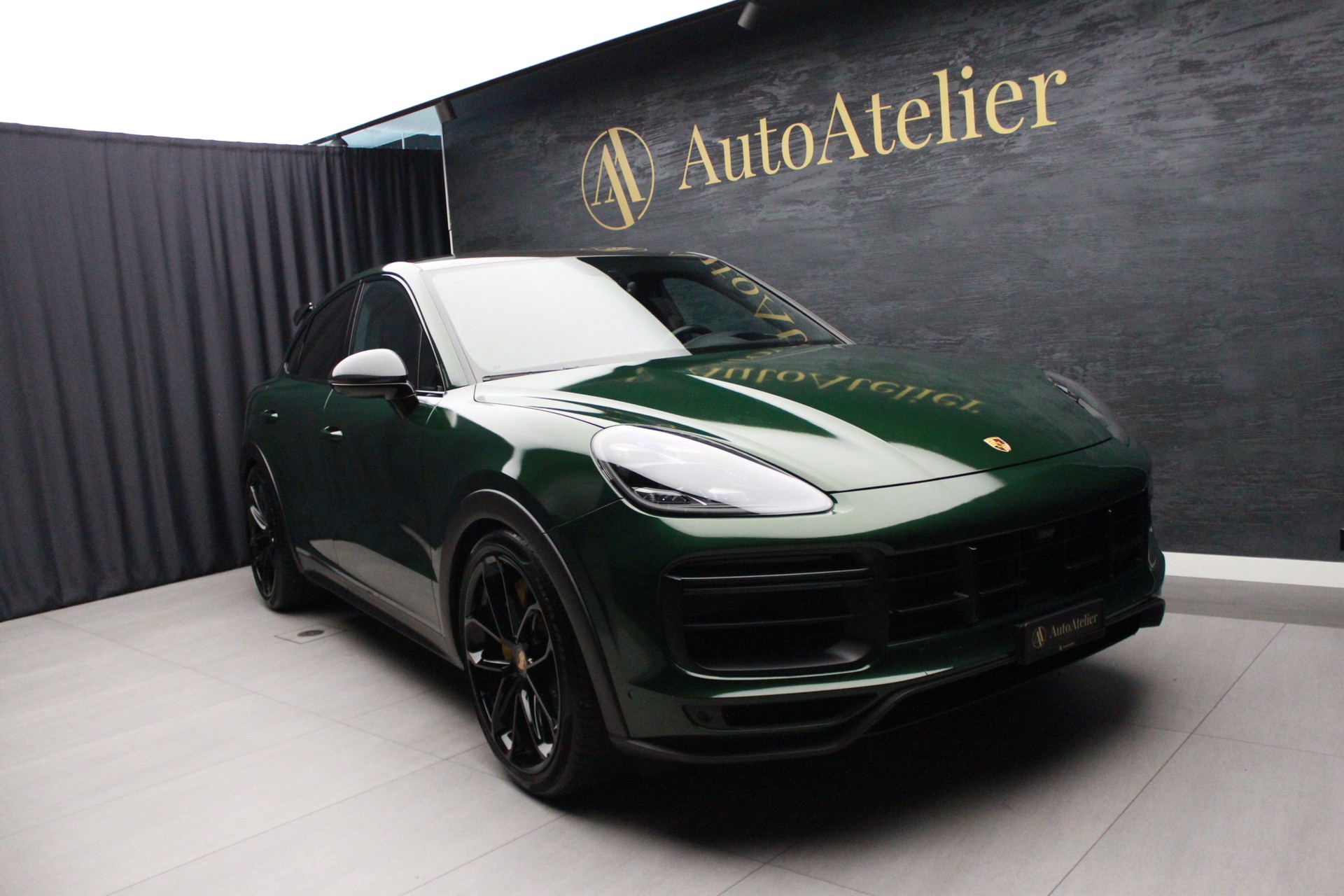 PORSCHE Cayenne Turbo GT-image-1