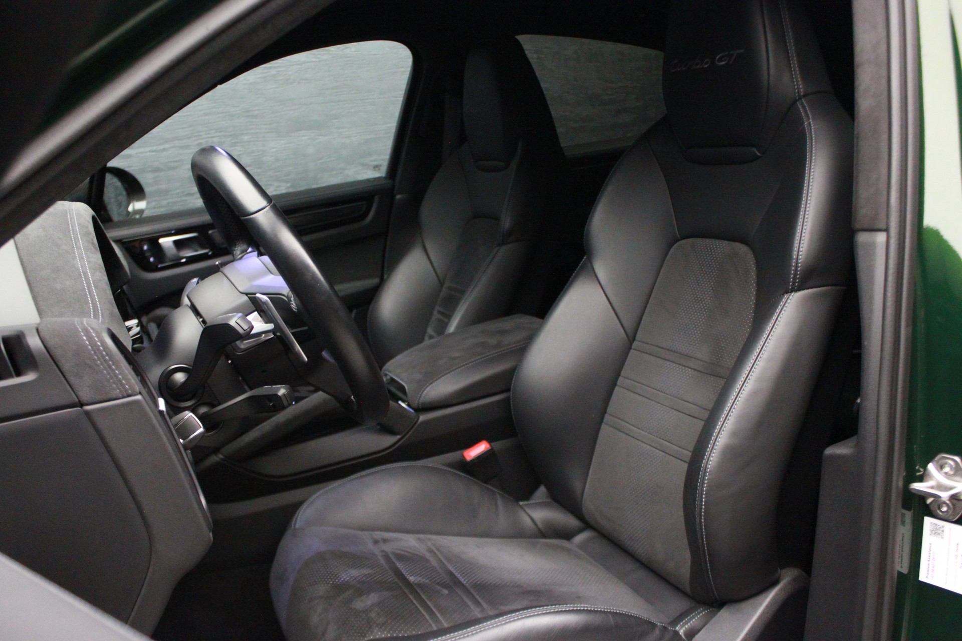 PORSCHE Cayenne Turbo GT-image-15