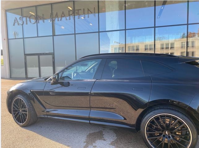 ASTON MARTIN DBX 4.0 V8