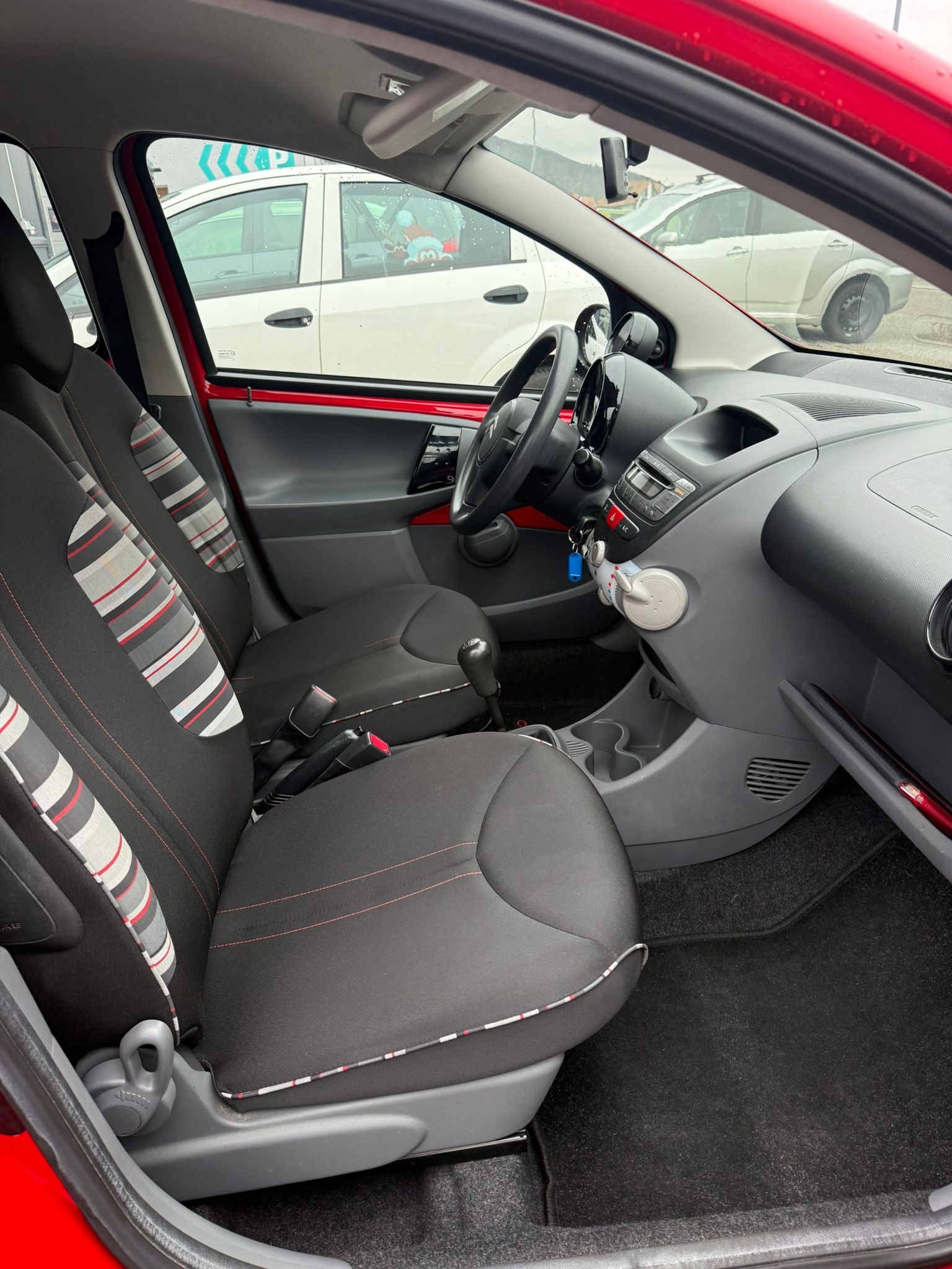 CITROEN C1 1.0i Chic-image-11