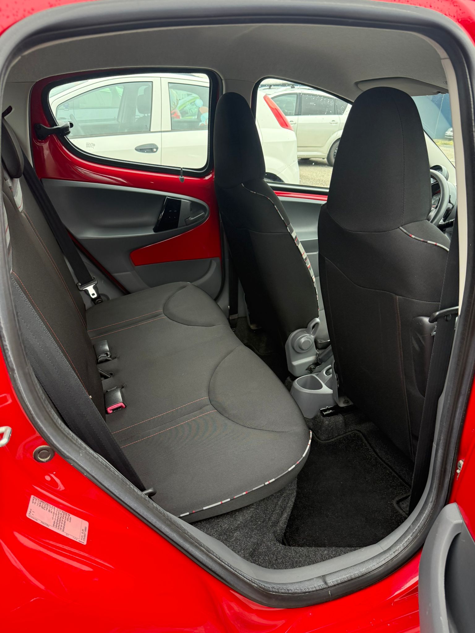CITROEN C1 1.0i Chic-image-16