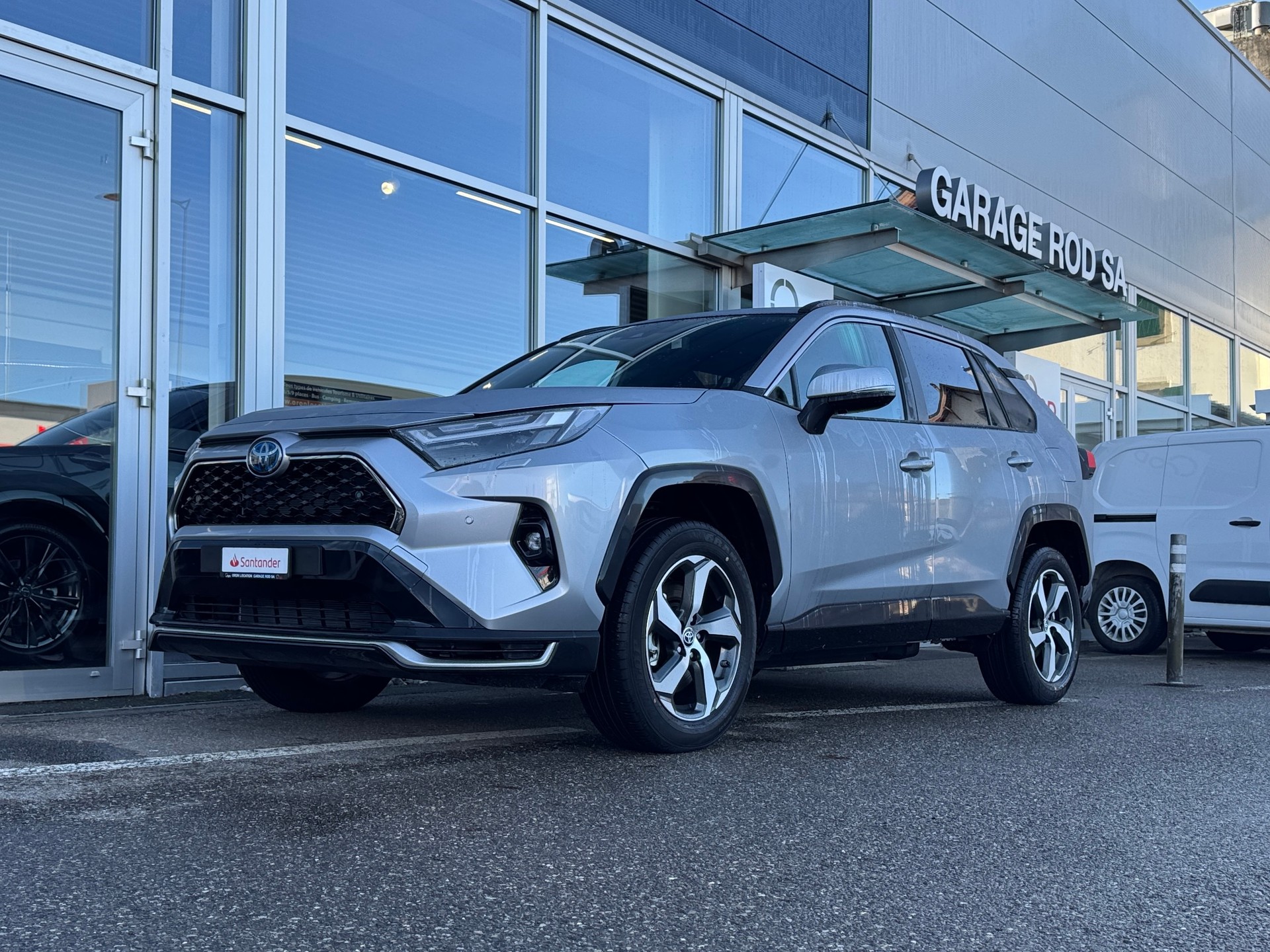TOYOTA RAV-4 2.5 PHEV Trend e-CVT 4WD-image-1