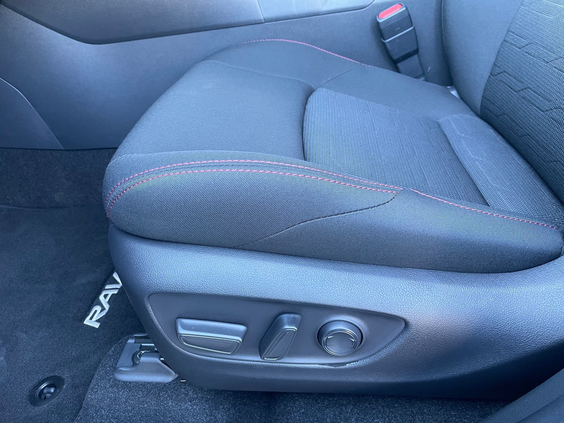 TOYOTA RAV-4 2.5 PHEV Trend e-CVT 4WD-image-9