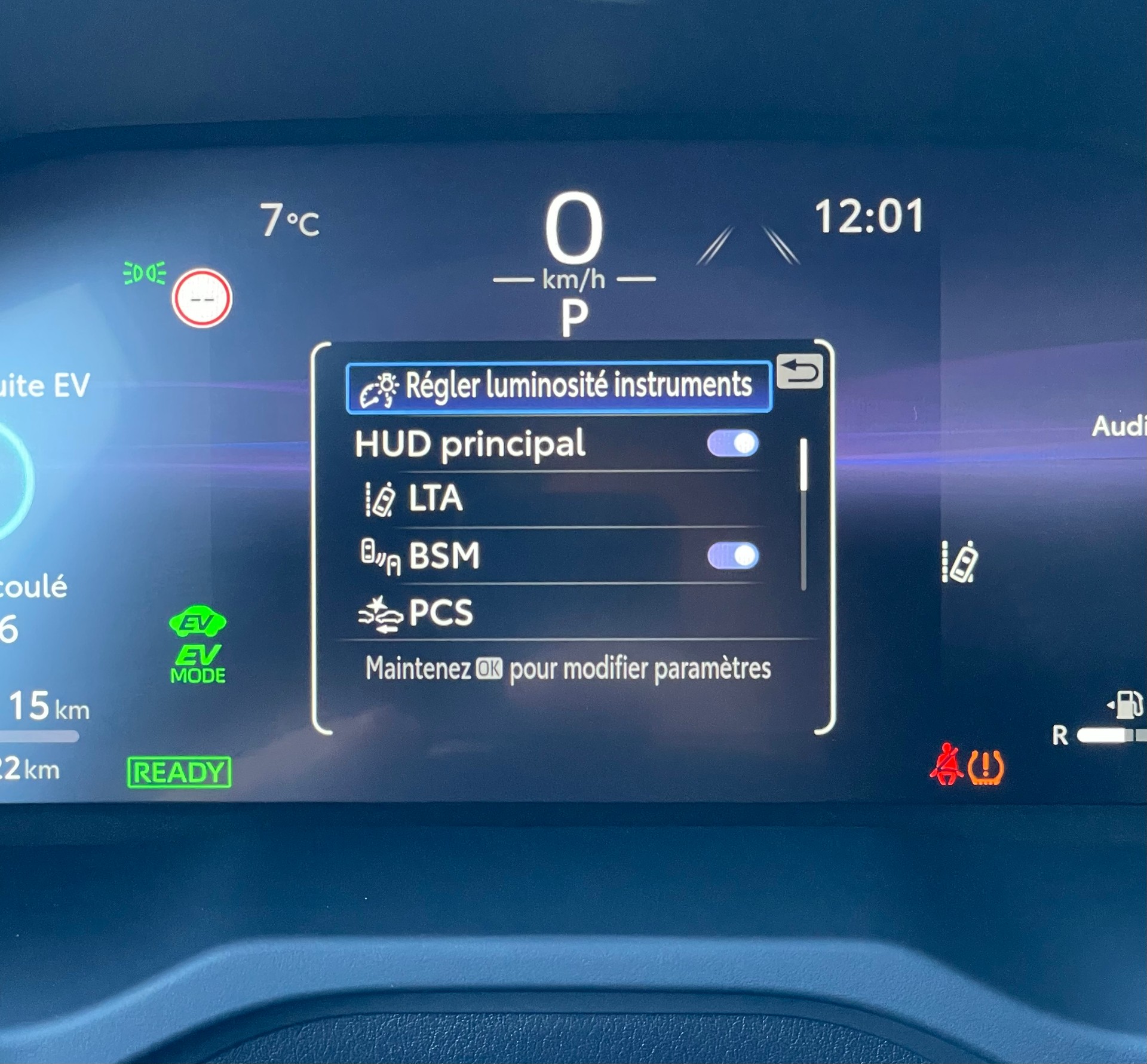 TOYOTA RAV-4 2.5 PHEV Trend e-CVT 4WD-image-26