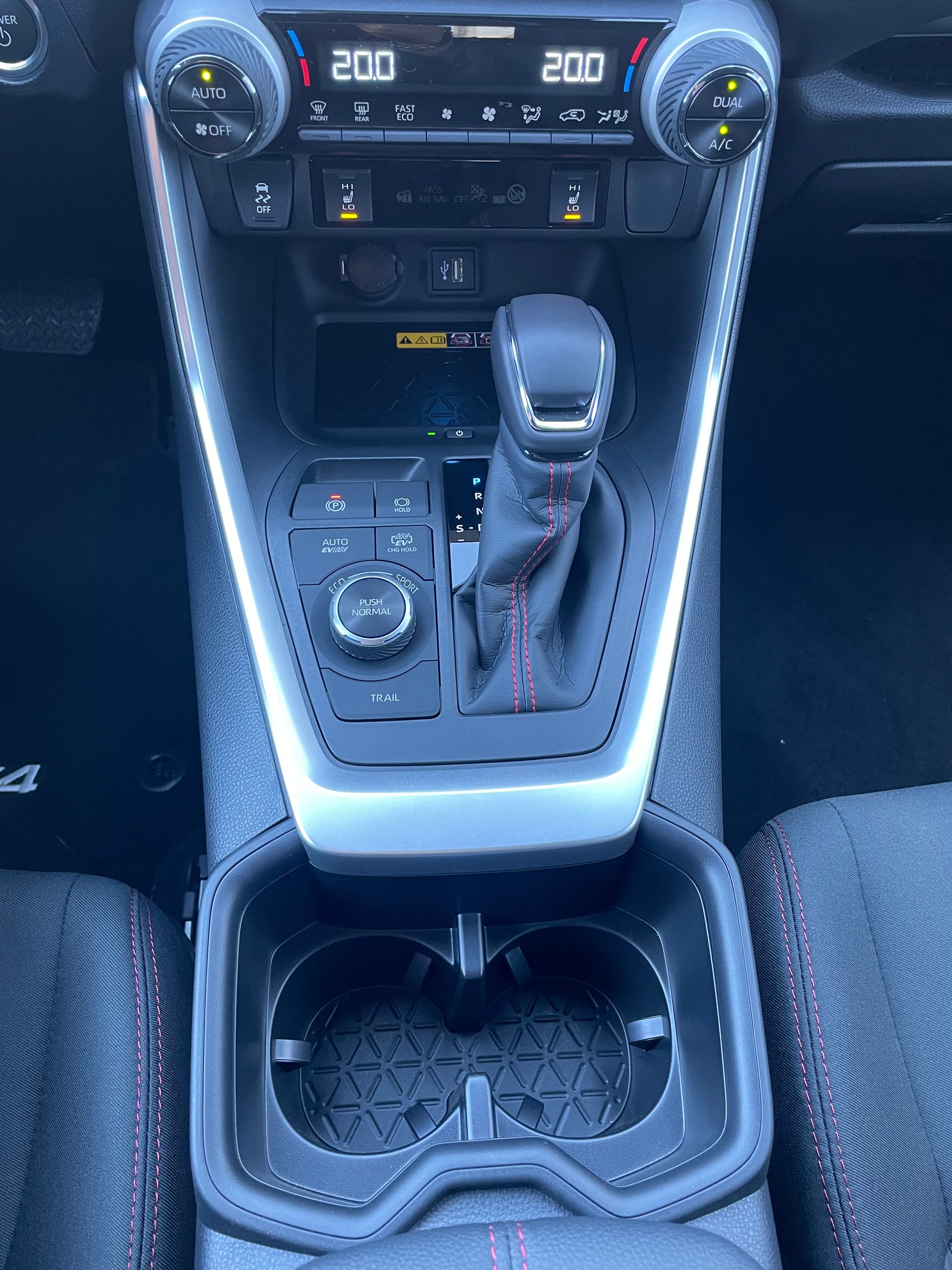 TOYOTA RAV-4 2.5 PHEV Trend e-CVT 4WD-image-23