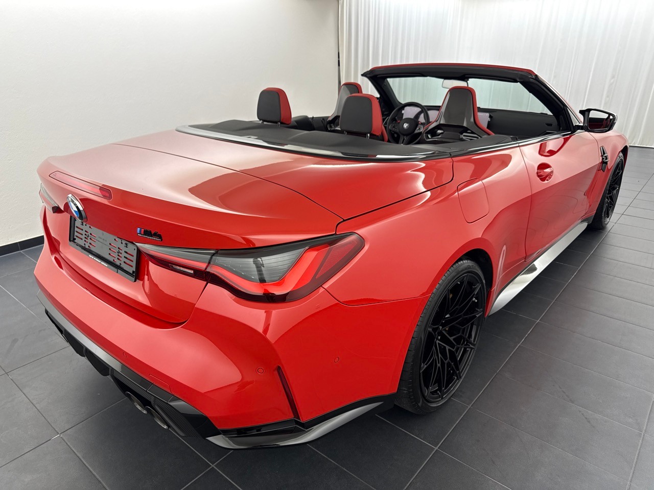 BMW M4 Cabrio Competit.M xDr. ''Race Track Packet''-image-2