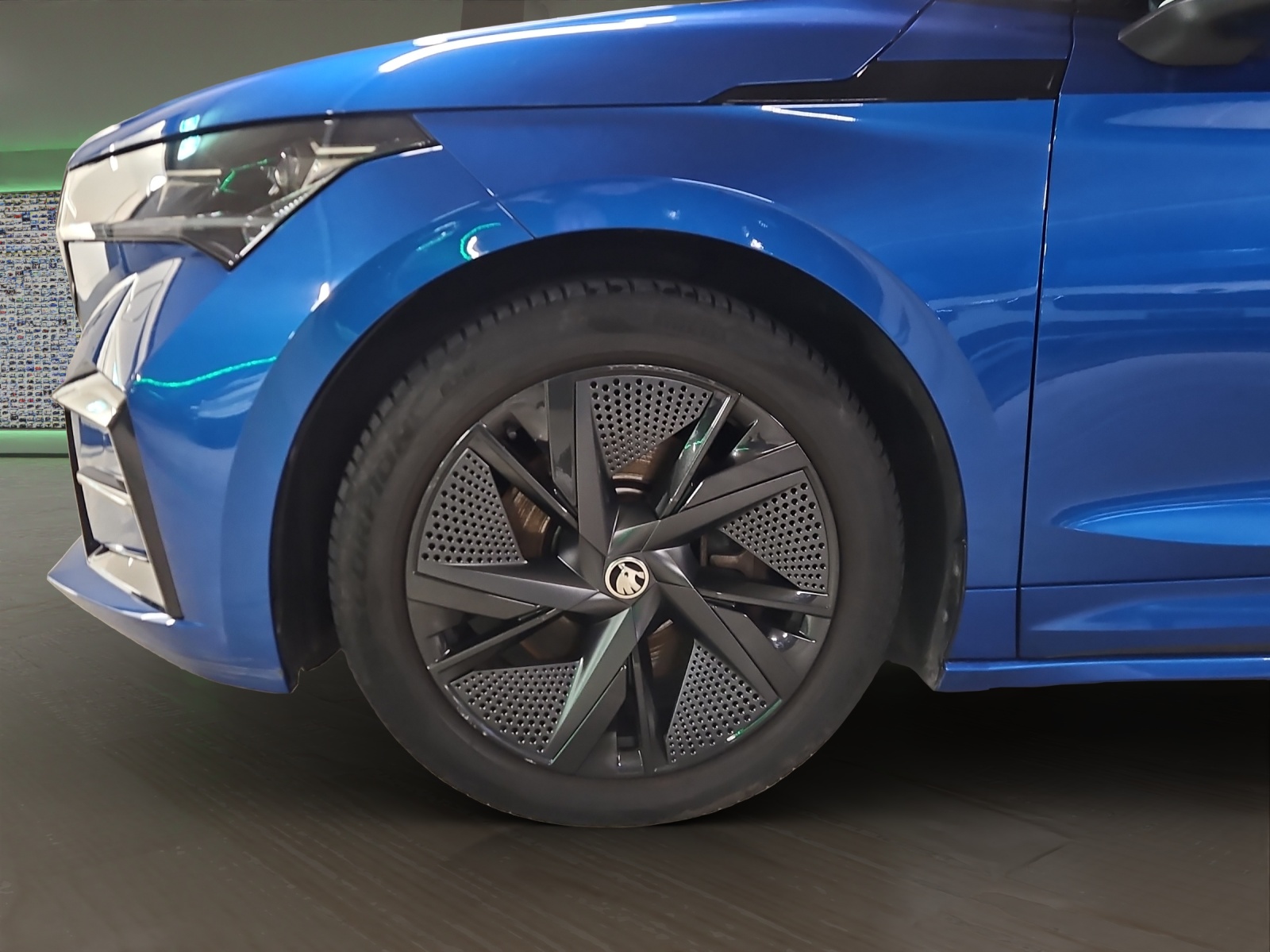 SKODA Enyaq Coupé RS iV 80 4x4-image-5