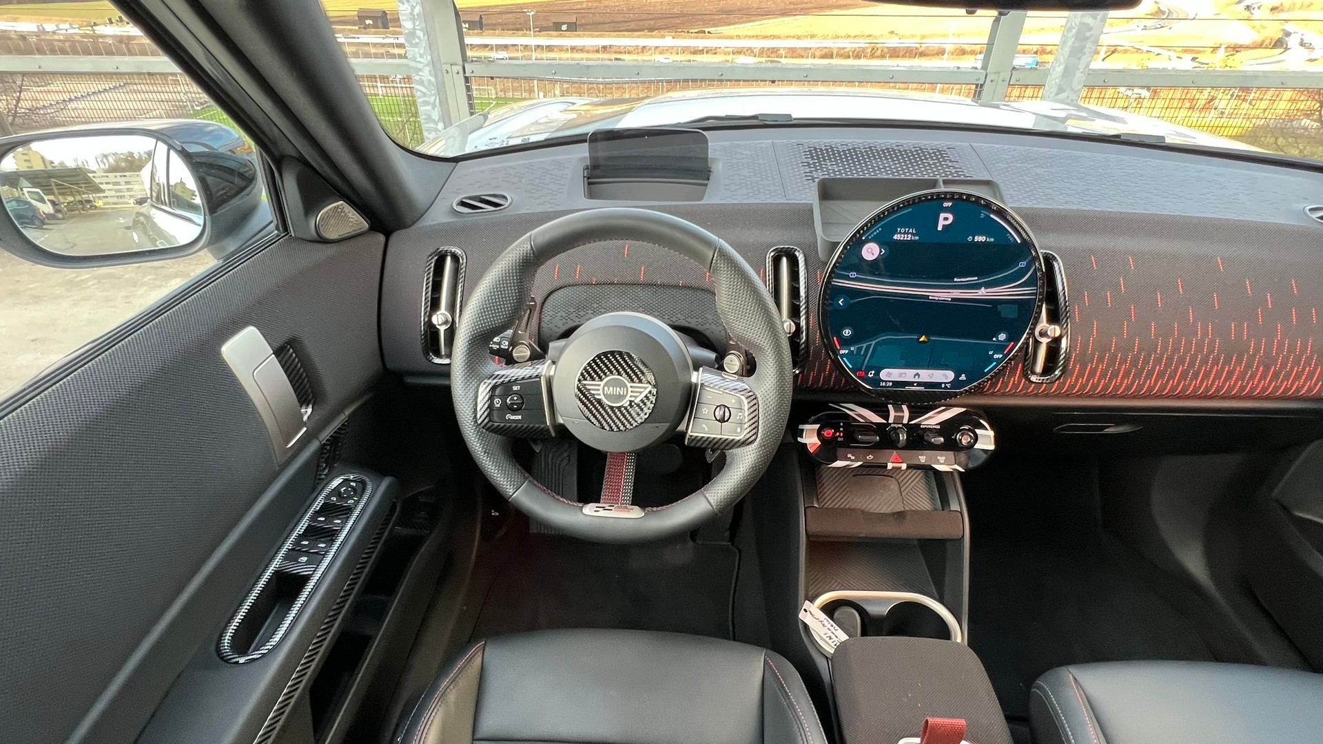 MINI COUNTRYMAN S ALL4 STEPTRONIC JCW BLACK l 217 PS-image-23