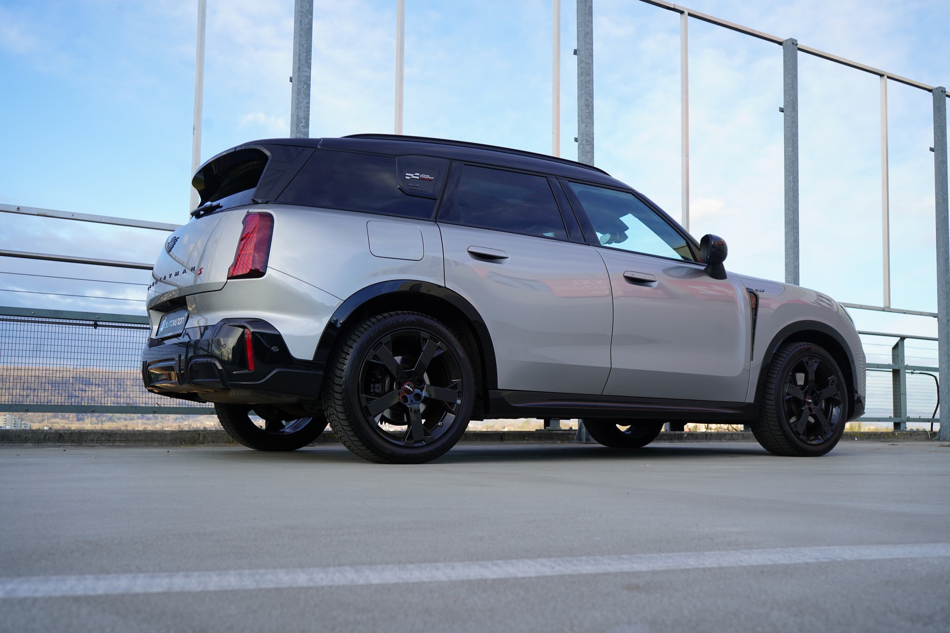 MINI COUNTRYMAN S ALL4 STEPTRONIC JCW BLACK l 217 PS-image-9