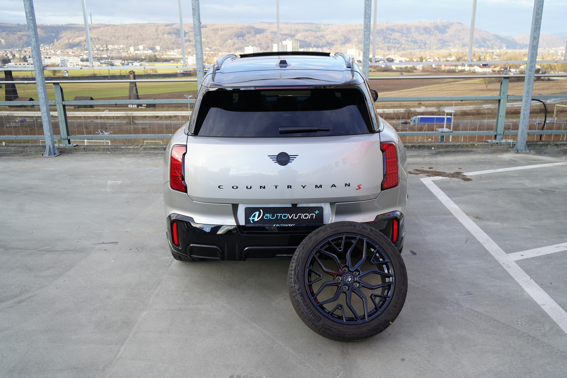 MINI COUNTRYMAN S ALL4 STEPTRONIC JCW BLACK l 217 PS-image-18