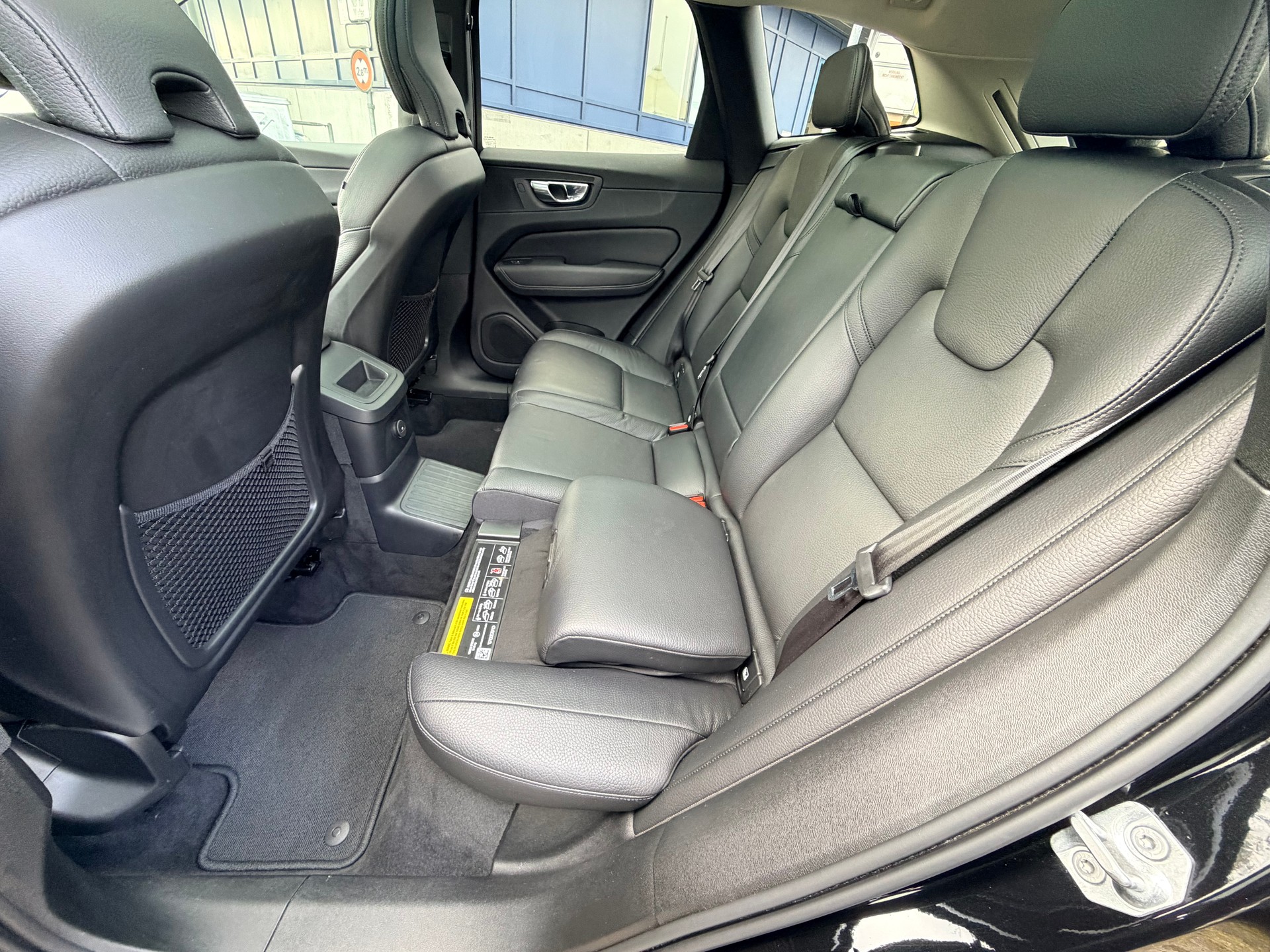 VOLVO XC60 T6 eAWD Inscription Expression Geartronic-image-15