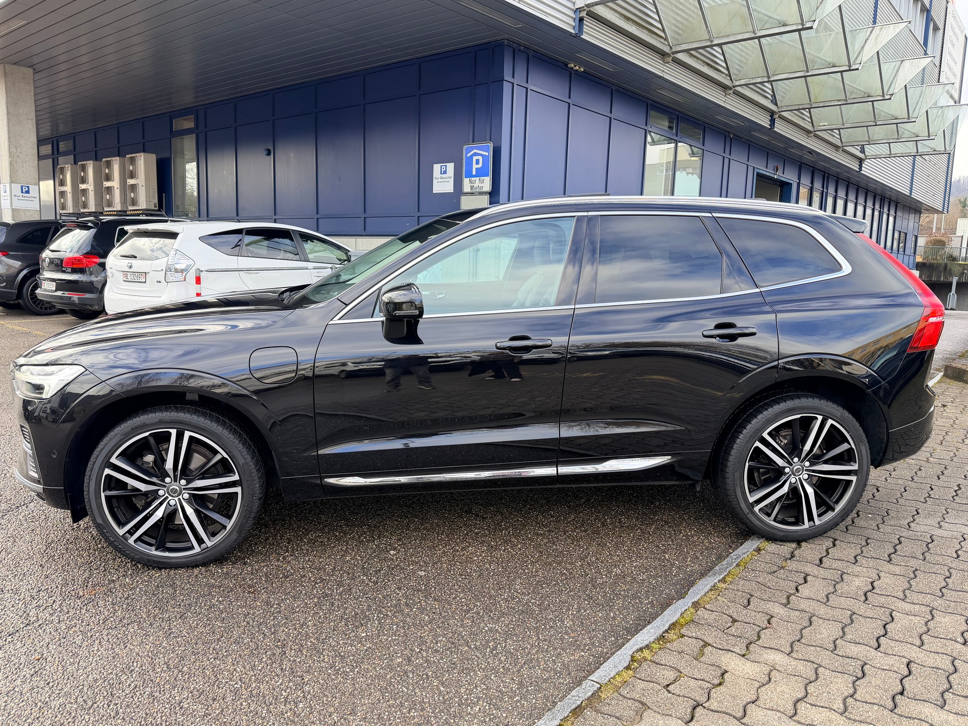 VOLVO XC60 T6 eAWD Inscription Expression Geartronic-image-5