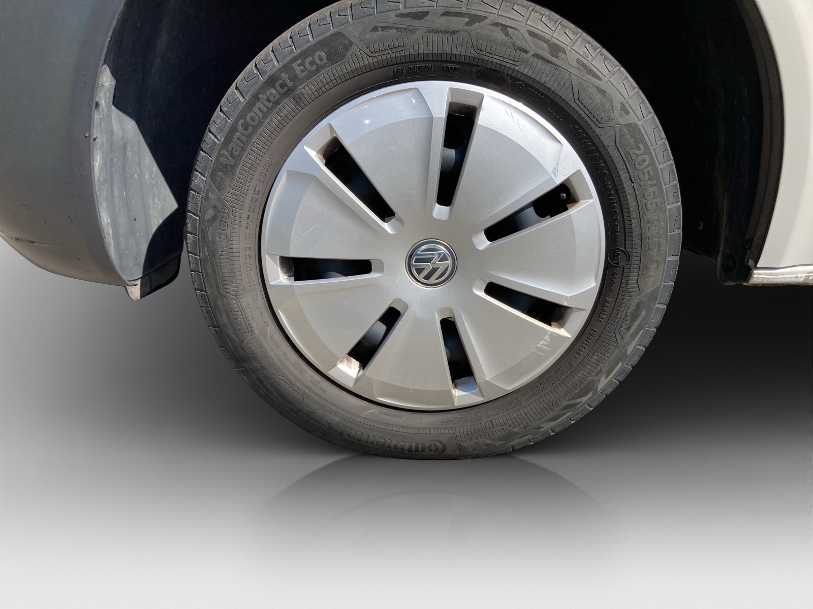 VW T6.1 2.0 TDI-image-14
