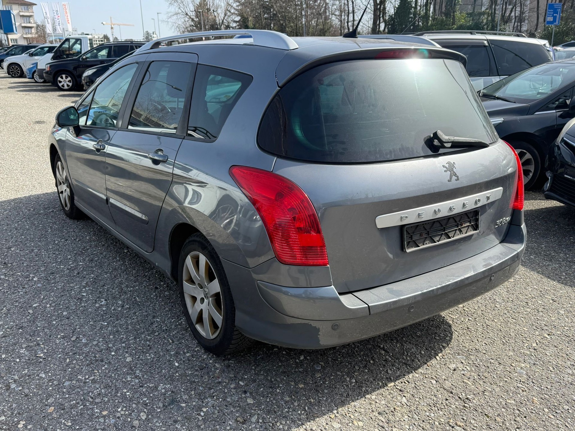 PEUGEOT 308 SW 1.6 HDI Trendy-image-5