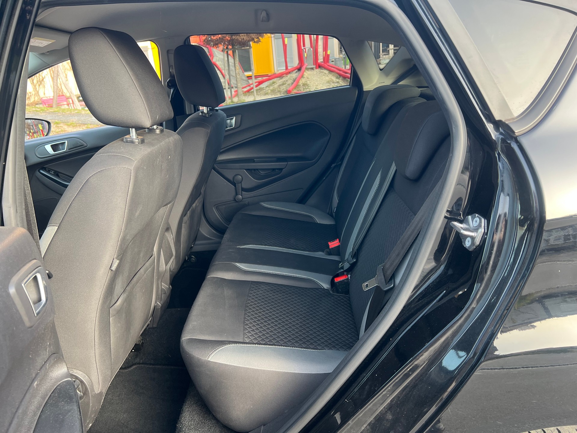 FORD Fiesta 1.0 SCTi Sync-image-13