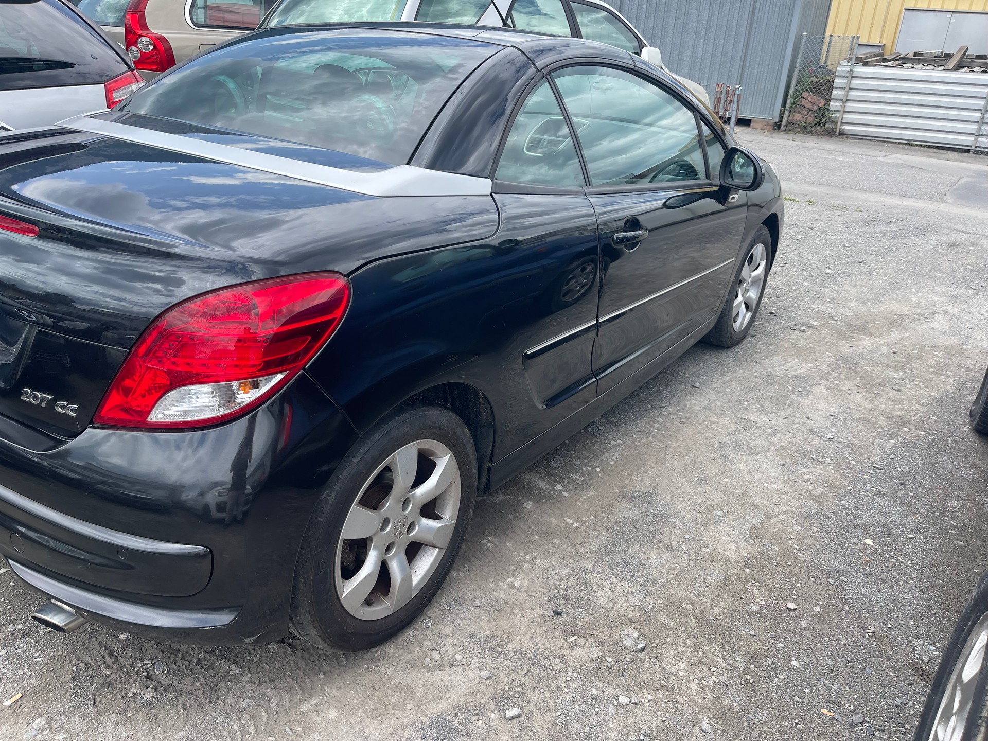 PEUGEOT 207 CC 1.6 16V Turbo Sport-image-4