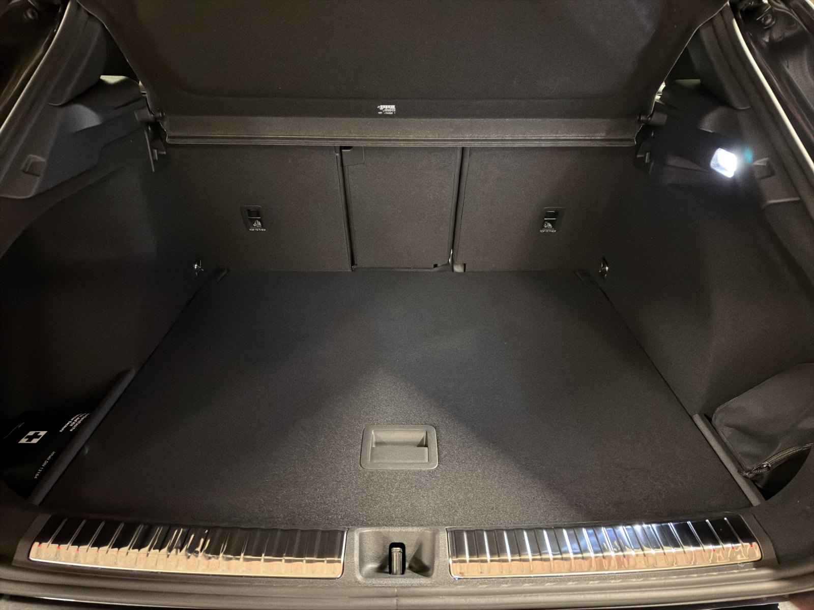 AUDI Q3 SUV TFSI quattro 195 kW S tronic-image-16