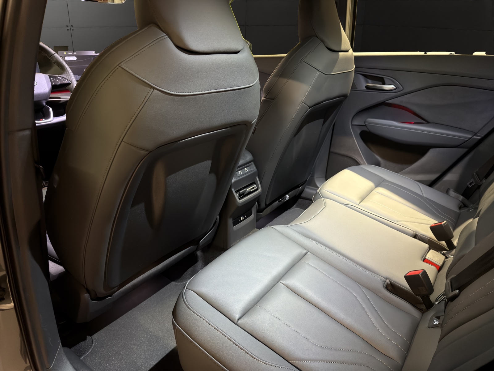AUDI Q3 SUV TFSI quattro 195 kW S tronic-image-17