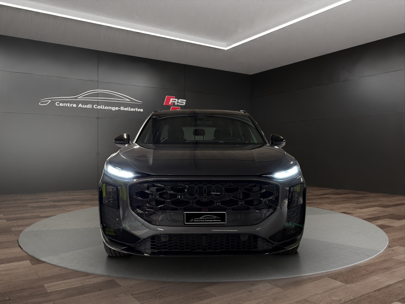 AUDI Q3 SUV TFSI quattro 195 kW S tronic-image-1
