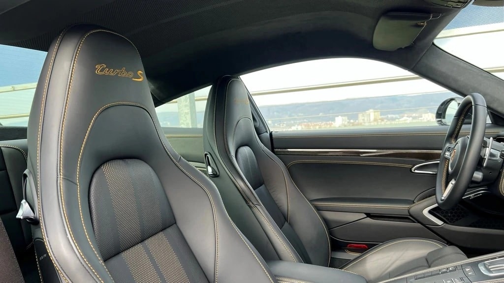 PORSCHE 911 TURBO S EXCLUSIVE PDK l 607 PS-image-23