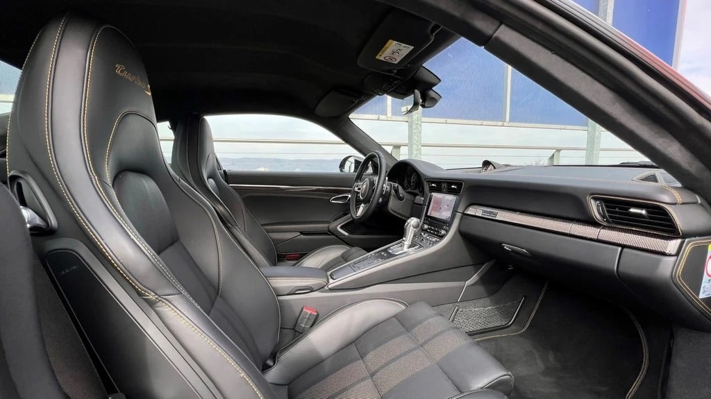 PORSCHE 911 TURBO S EXCLUSIVE PDK l 607 PS-image-25