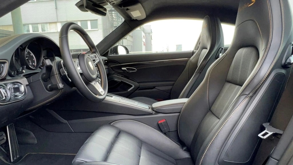 PORSCHE 911 TURBO S EXCLUSIVE PDK l 607 PS-image-22
