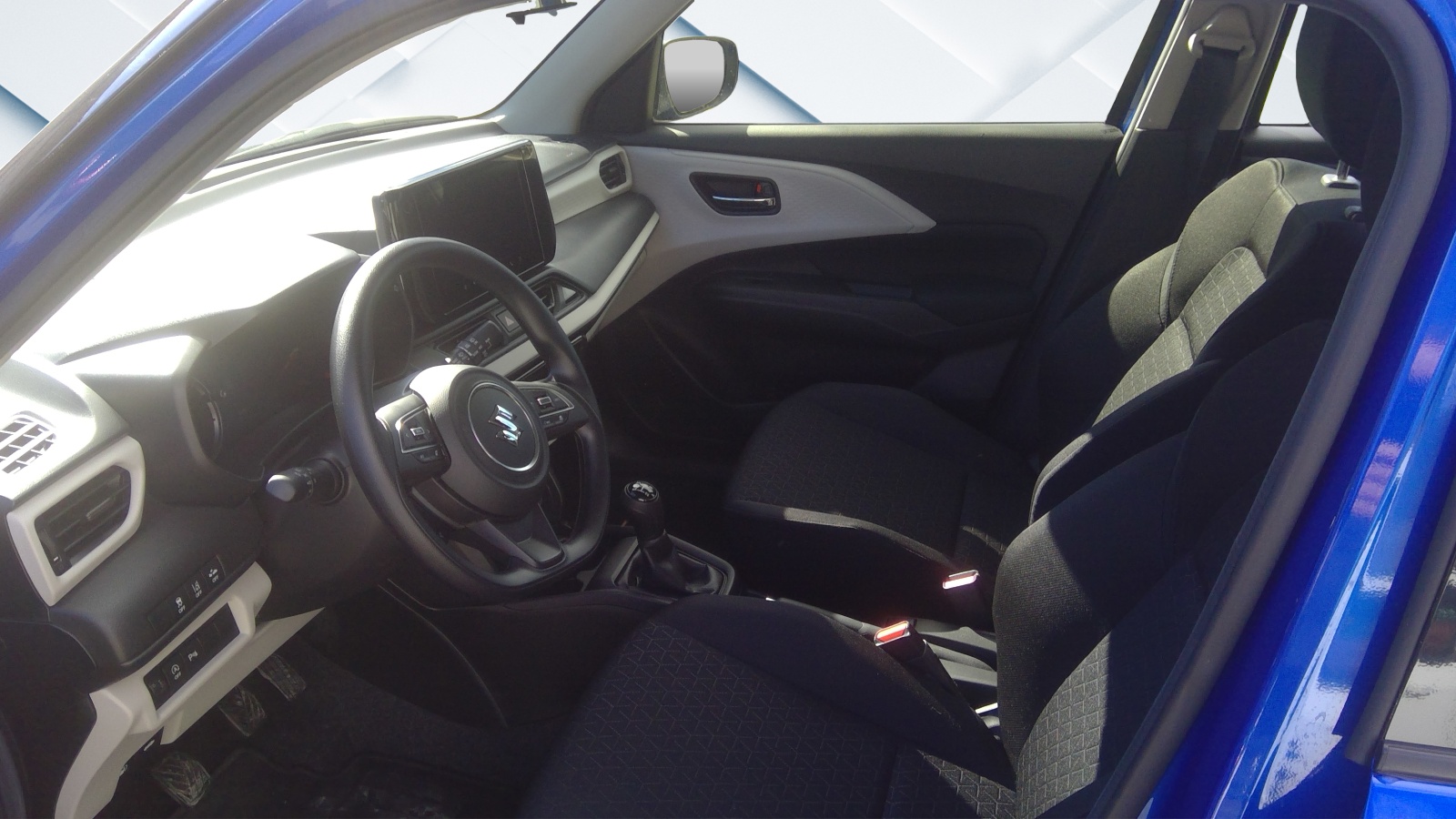 SUZUKI Swift 1.2 Compact+ Hybrid 4x4-image-10