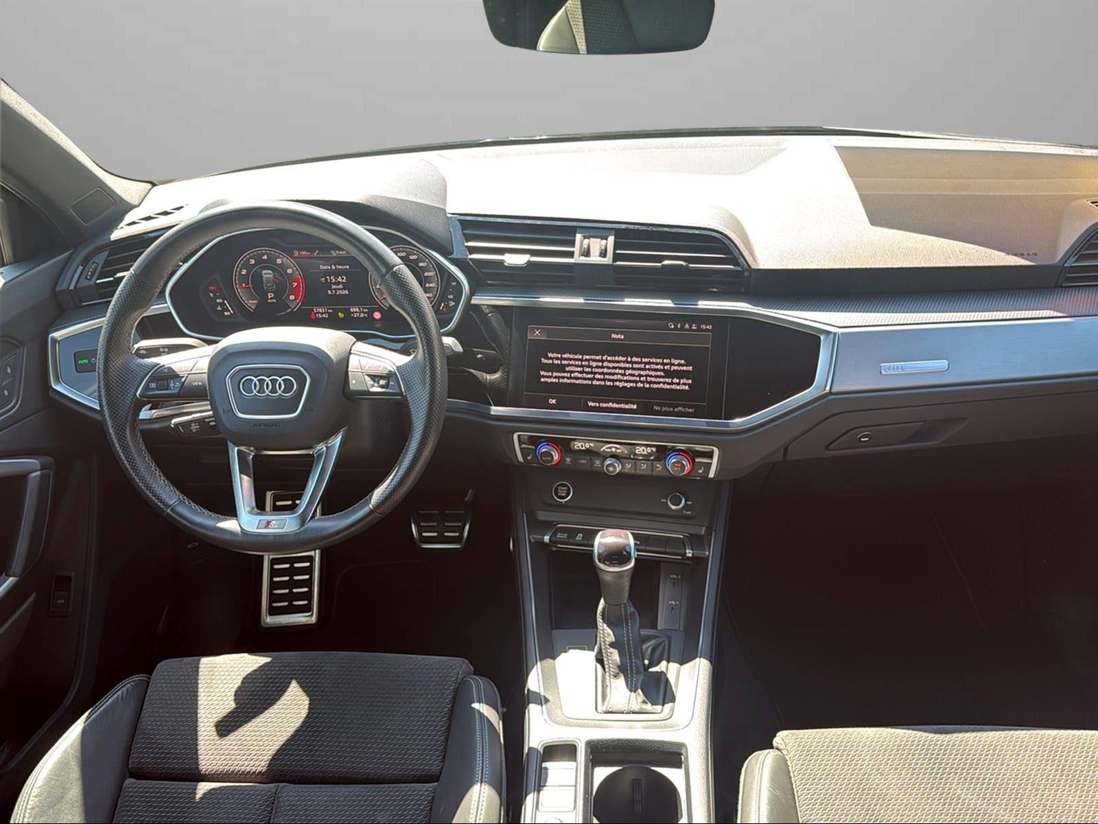 AUDI Q3 35 TFSI S line Attraction S-tronic-image-12