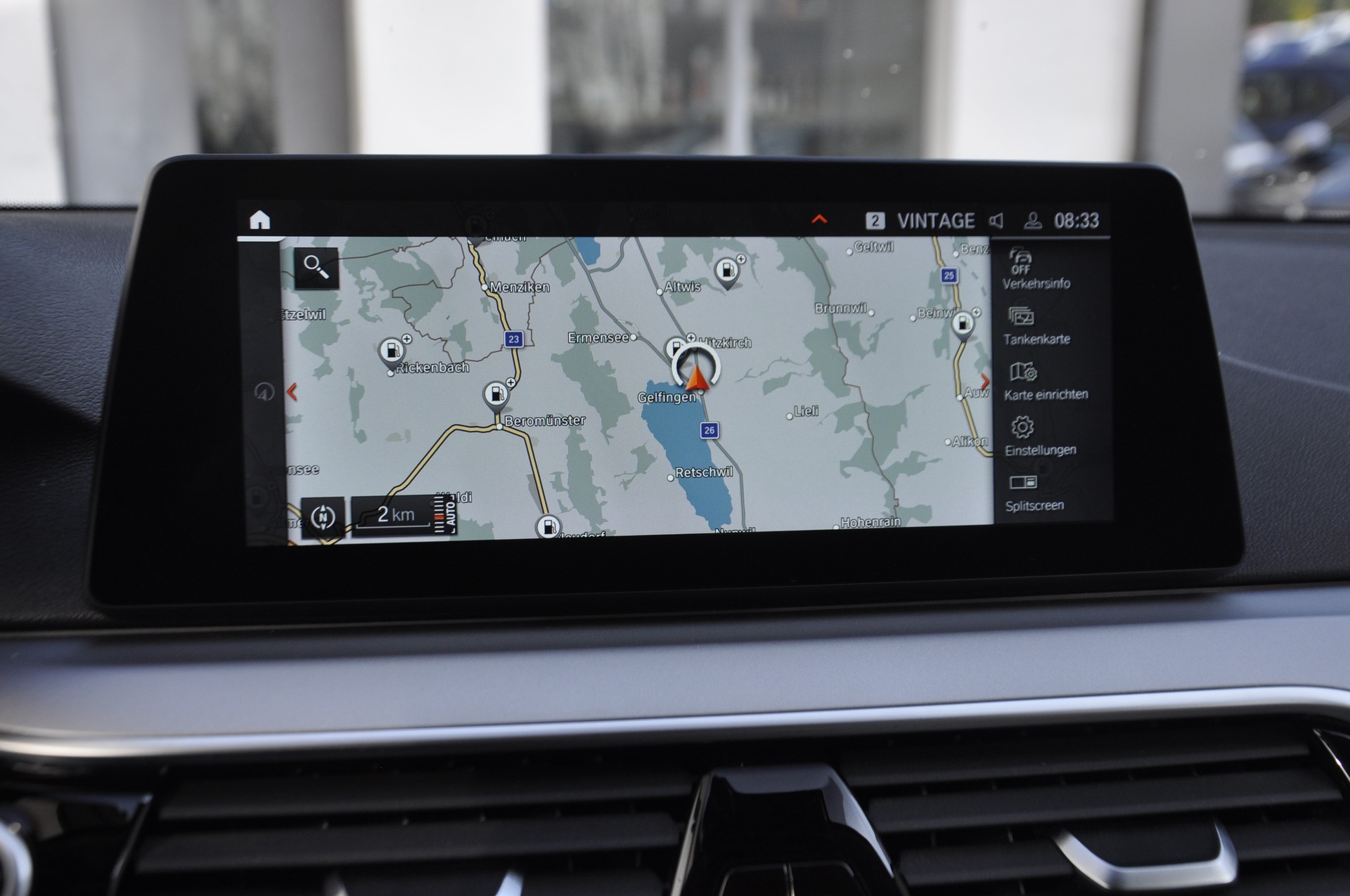 BMW 520d xDrive Touring Steptronic I Standheizung-image-12