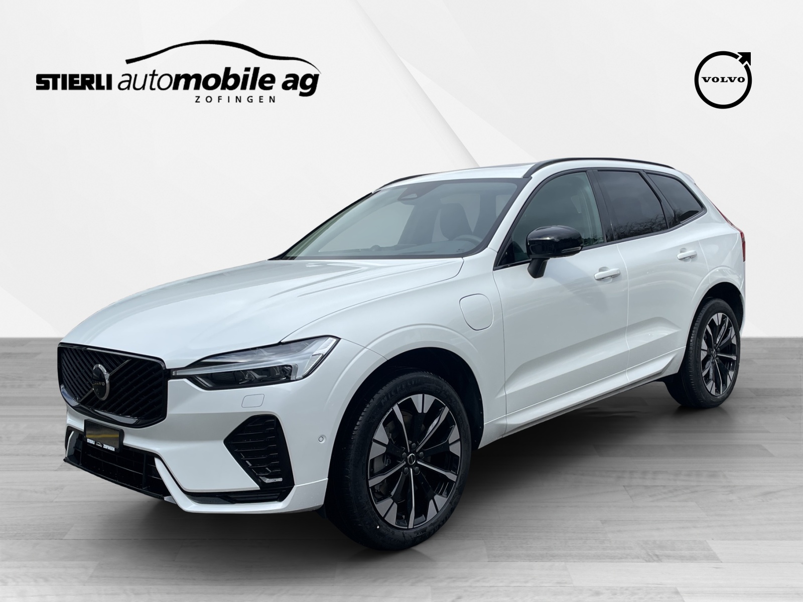 VOLVO XC60 2.0 T6 TE Ultra Dark eAWD-image-0