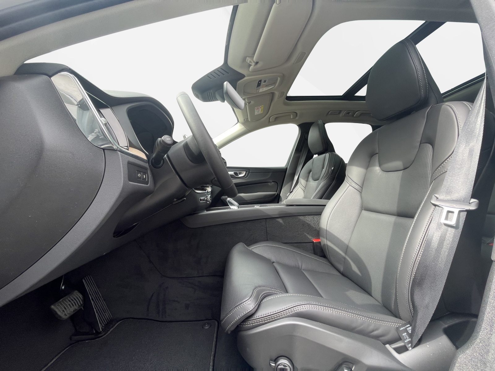 VOLVO XC60 2.0 T6 TE Ultra Dark eAWD-image-9