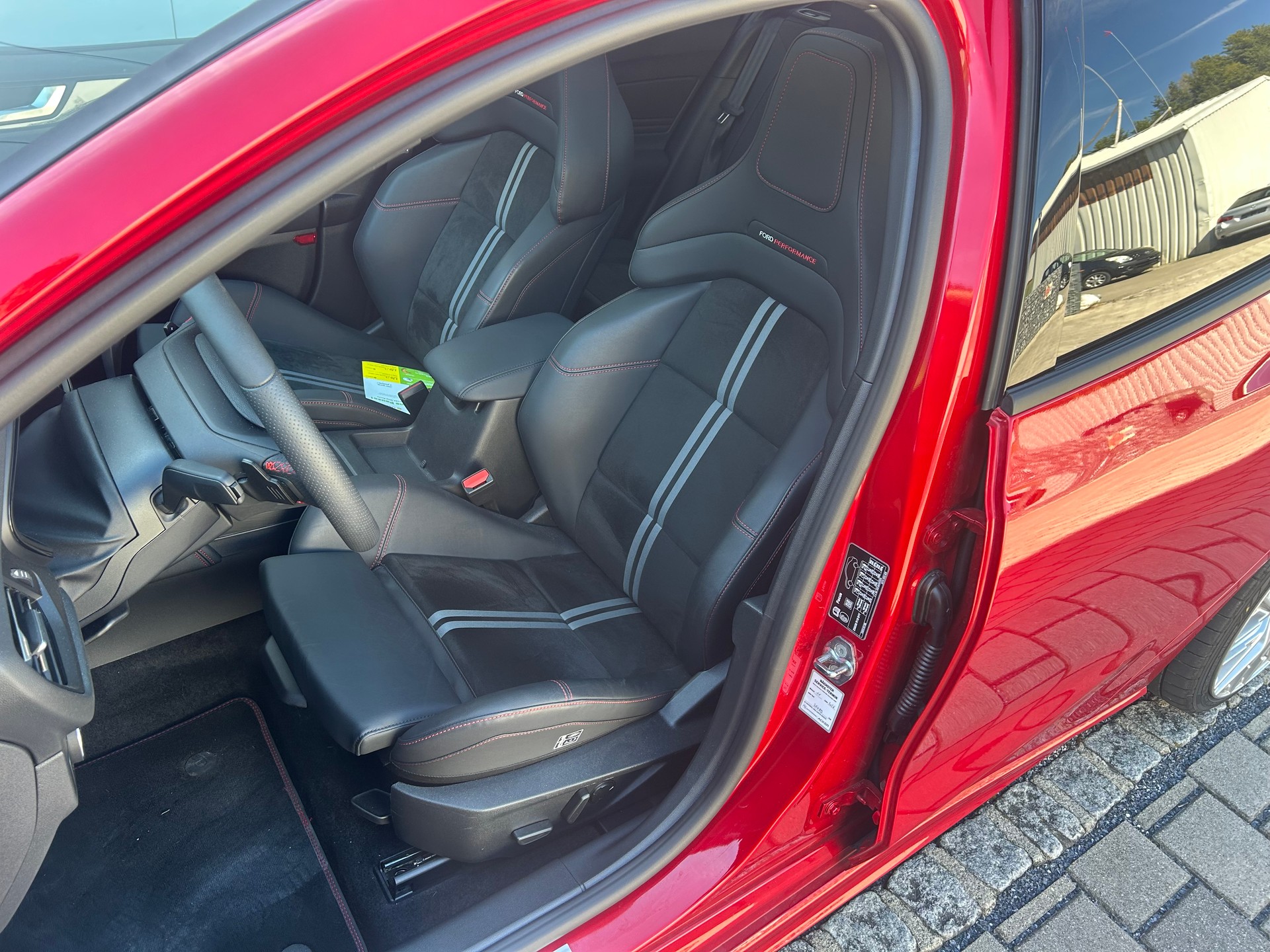 FORD Focus 2.3 ST X Automat-image-14