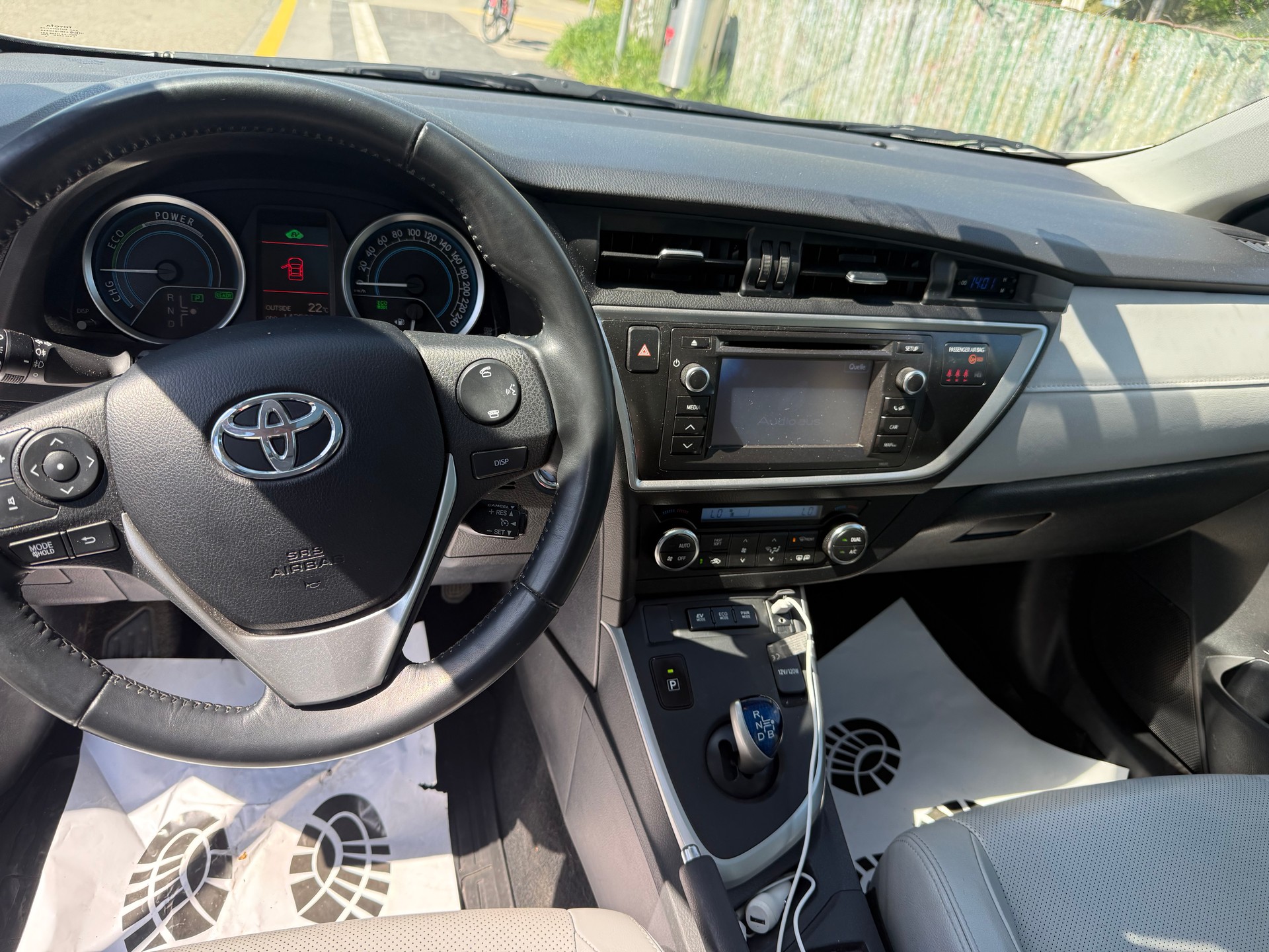TOYOTA Auris Touring Sports 1.8 16V HSD Linea Luna-image-5