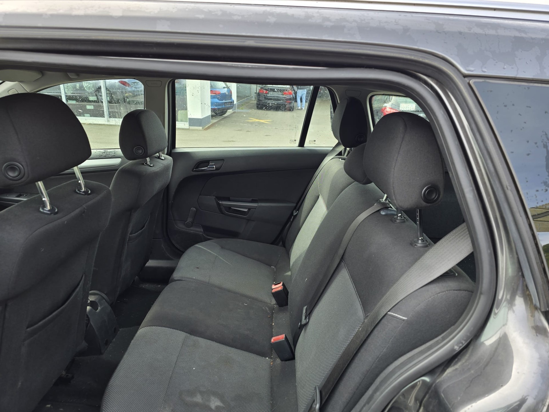 OPEL Astra Caravan 1.6i 16V-image-10