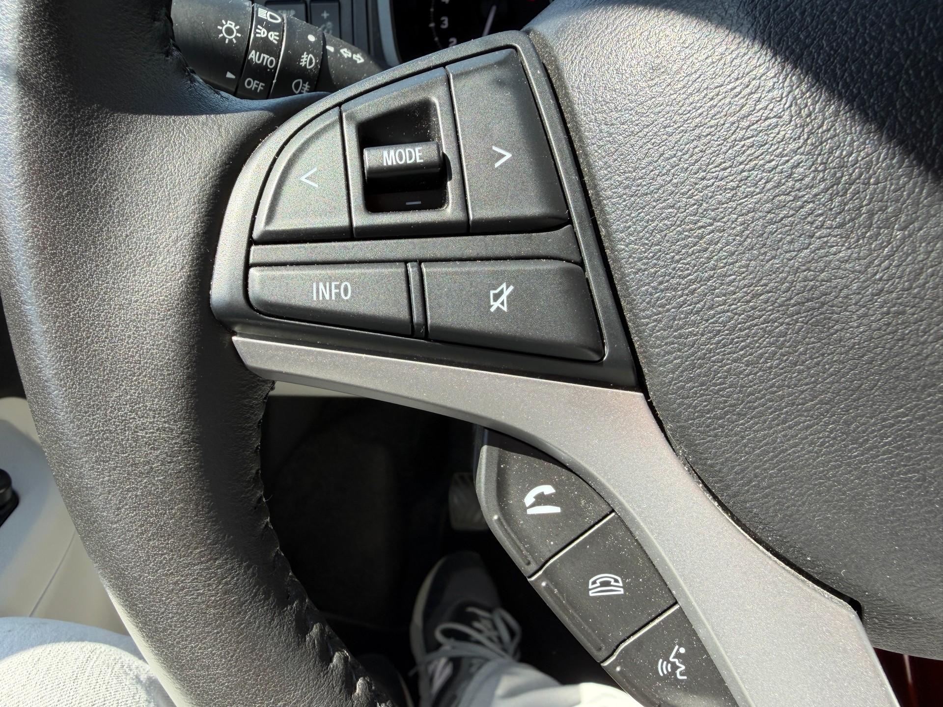 SUZUKI Ignis 1.2i Piz Sulai Top Hybrid 4x4-image-11