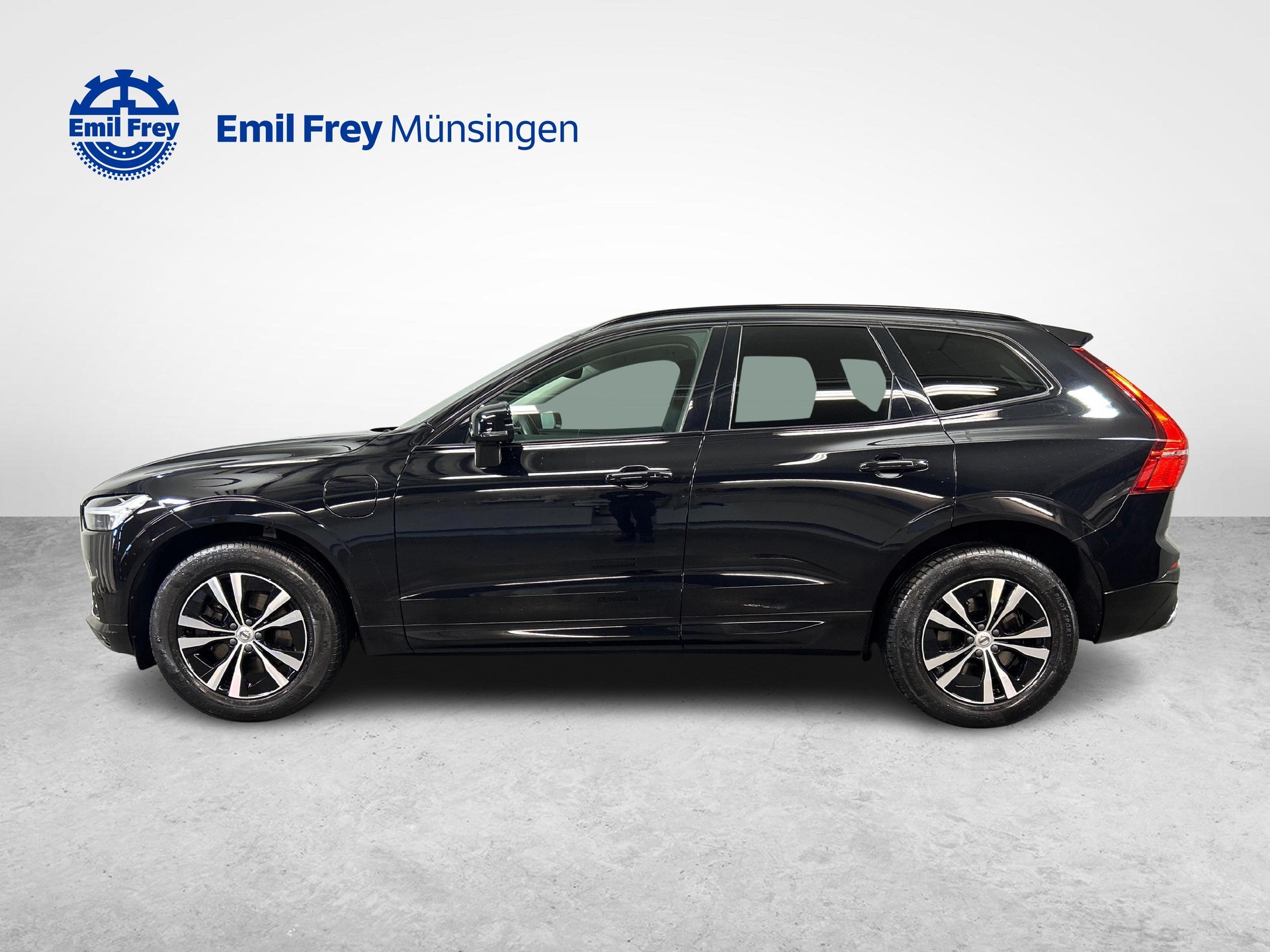VOLVO XC60 2.0 T6 TE R-Design Expre. eAWD-image-5