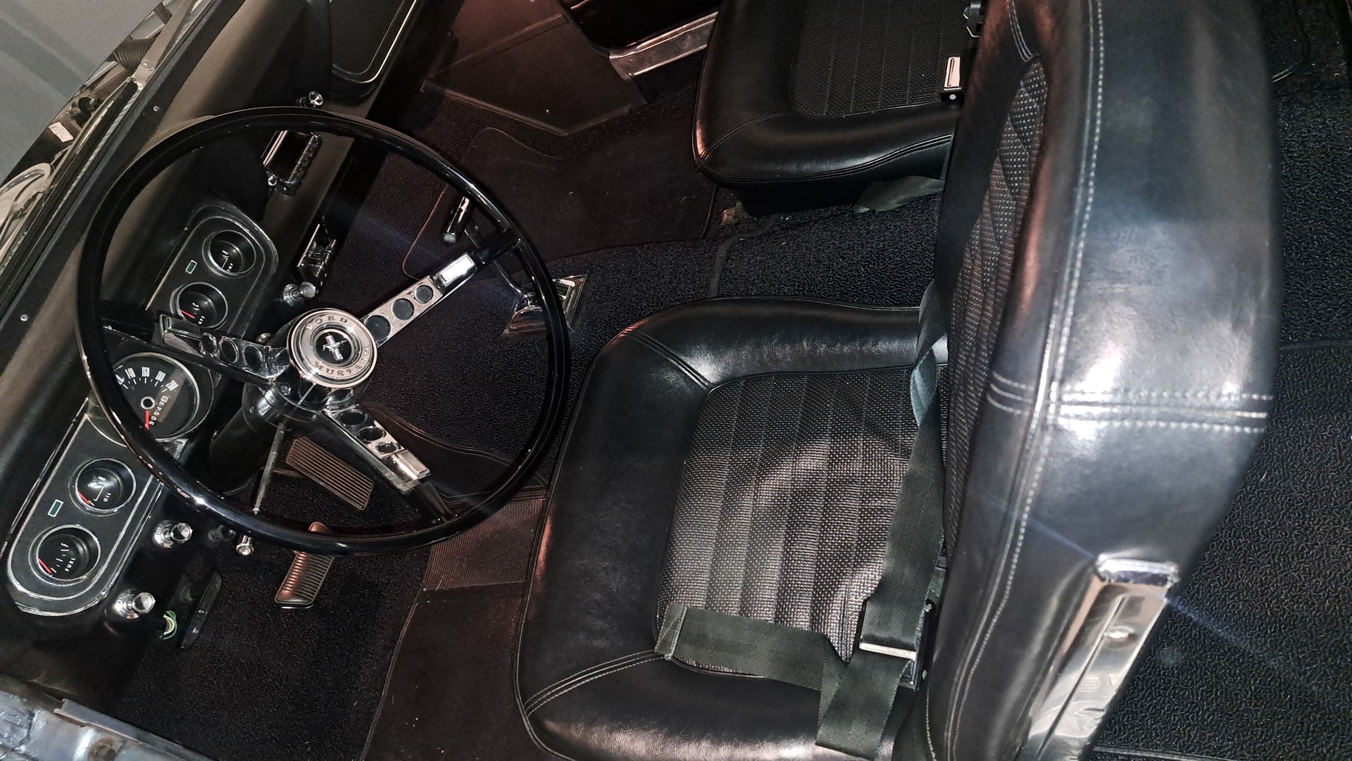 FORD Mustang 66 - Veteran-image-4