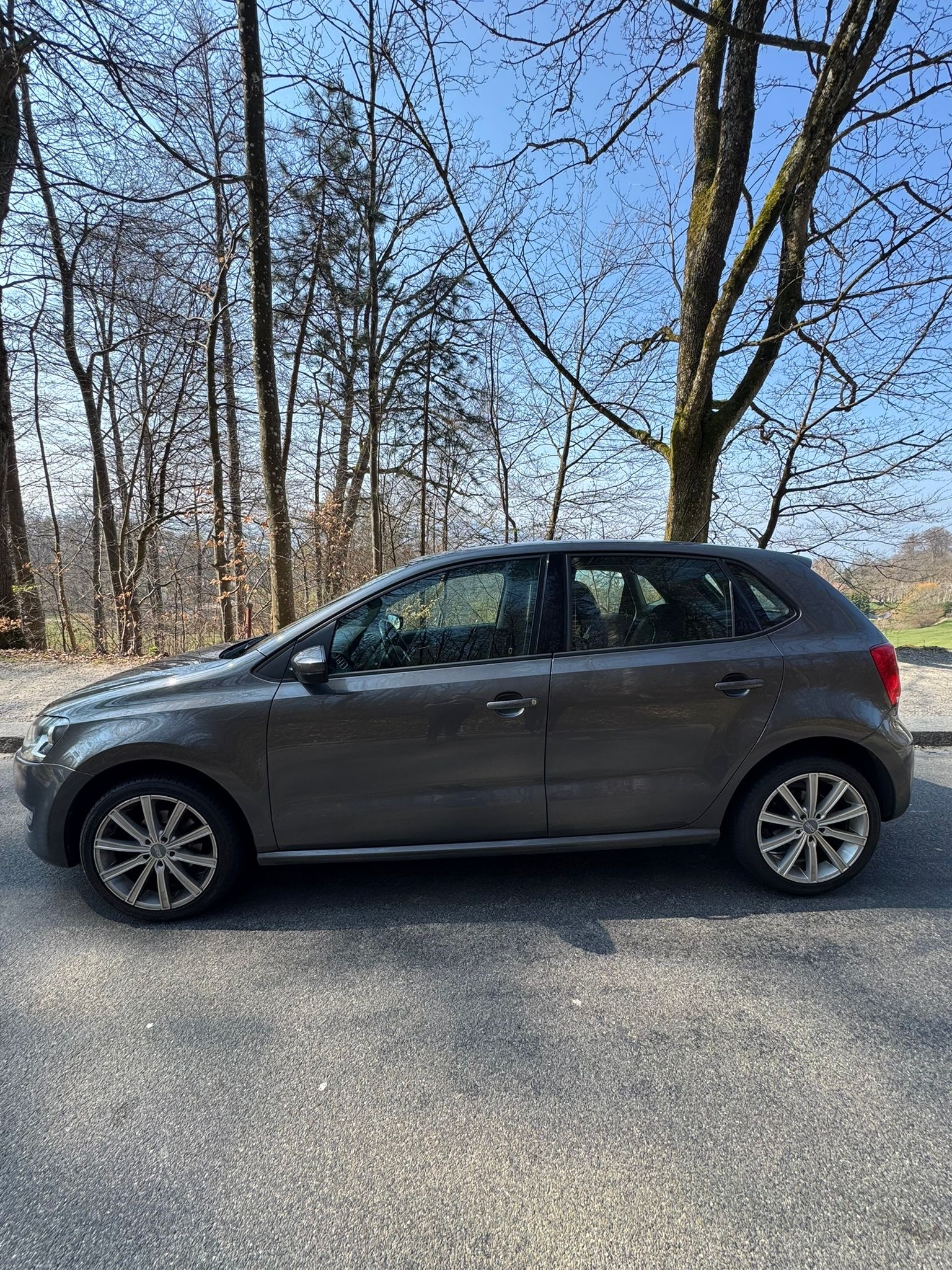 VW POLO-image-1