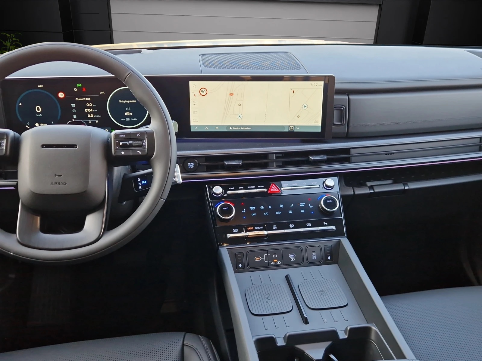 HYUNDAI Santa Fe 1.6 T-GDi PHEV Calligraphy 4WD Automatic-image-12