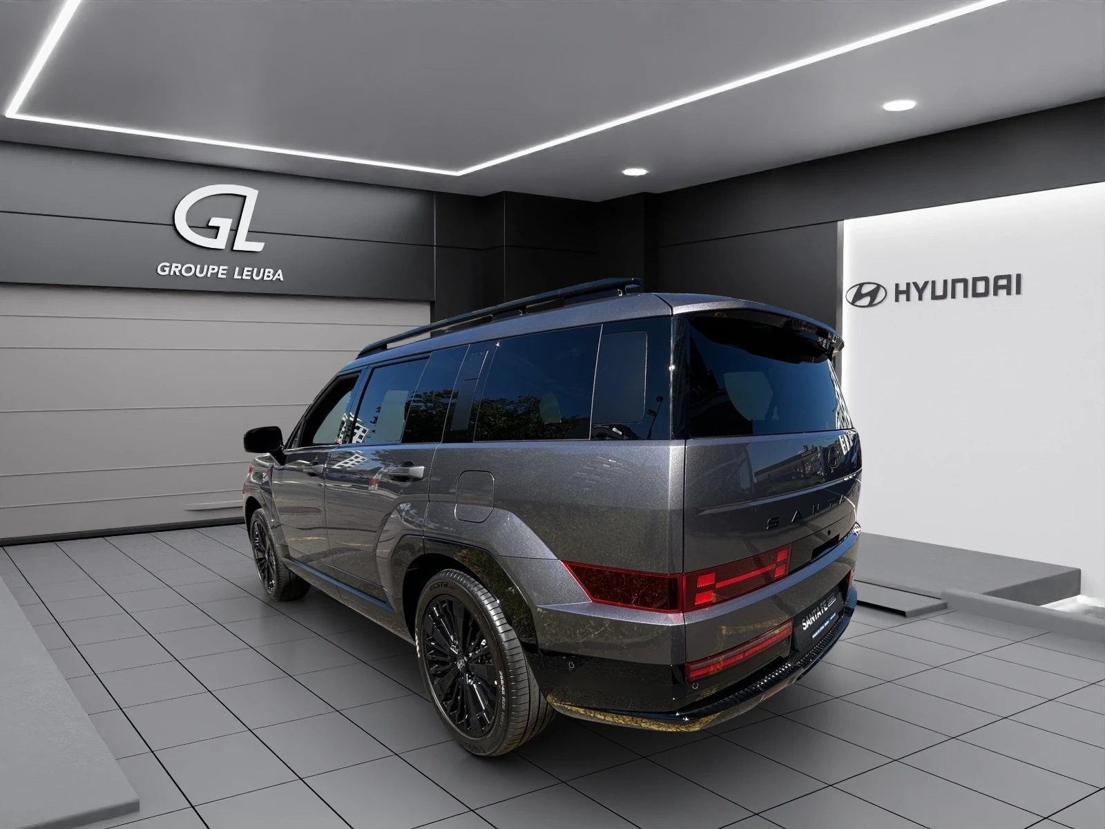 HYUNDAI Santa Fe 1.6 T-GDi PHEV Calligraphy 4WD Automatic-image-3