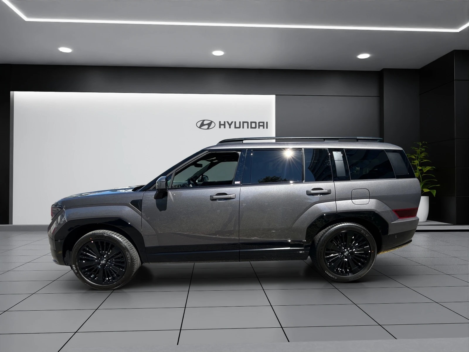 HYUNDAI Santa Fe 1.6 T-GDi PHEV Calligraphy 4WD Automatic-image-2