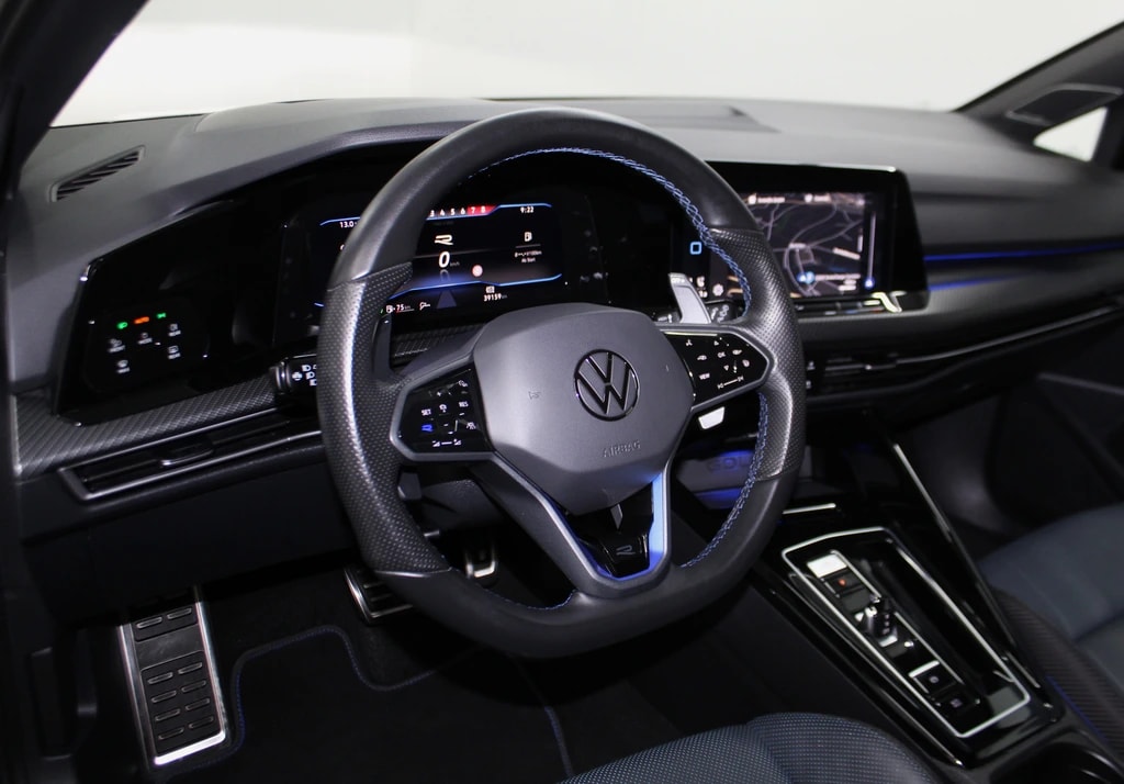 VW Golf 2.0 TSI R DSG 4Motion R Black Edition Performance Akrapovic 333PS-image-10