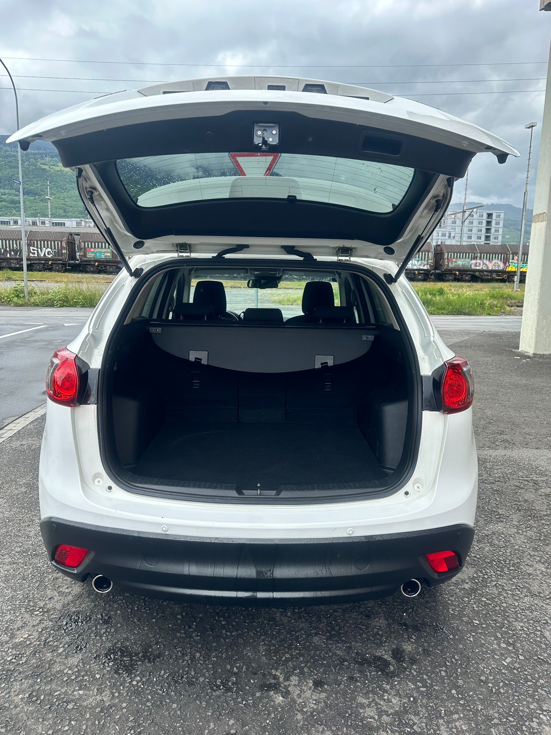 MAZDA CX-5 2.2 D Ambition AWD Automatic-image-6