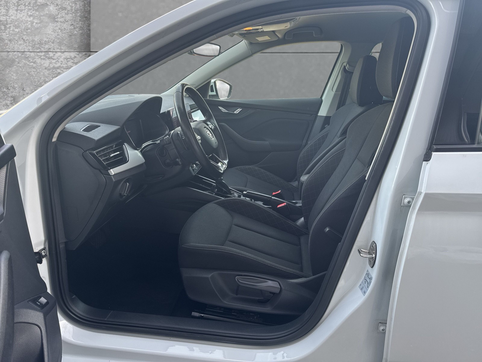 SKODA Scala 1.5 TSI ACT Drive 125 DSG-image-7