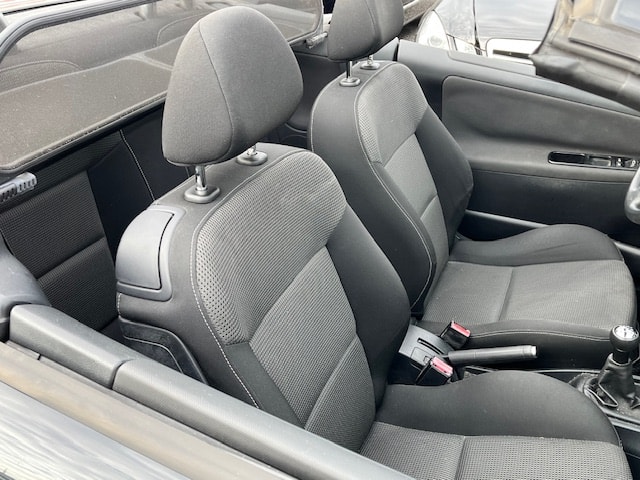 PEUGEOT 207 CC 1.6 16V Allure-image-11