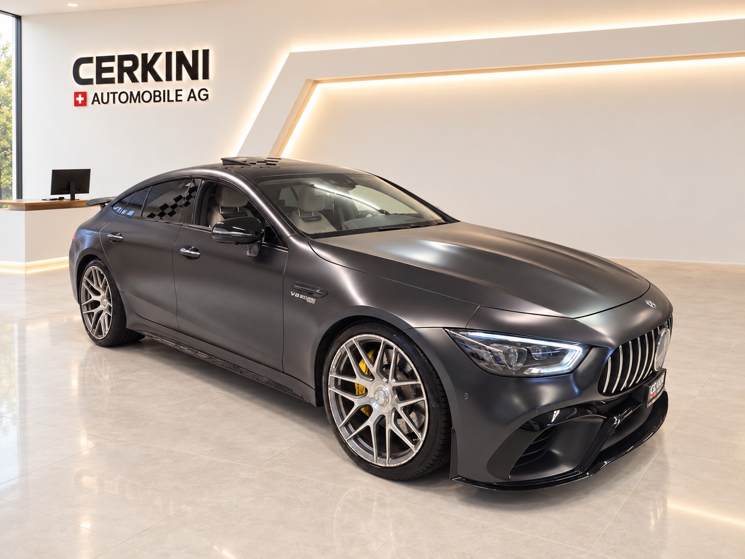 MERCEDES-BENZ AMG GT 4 63 S 4Matic+ Speedshift MCT * CH Fahrzeug * Sonderlackierung * Gratis Service *-showroom-element-2