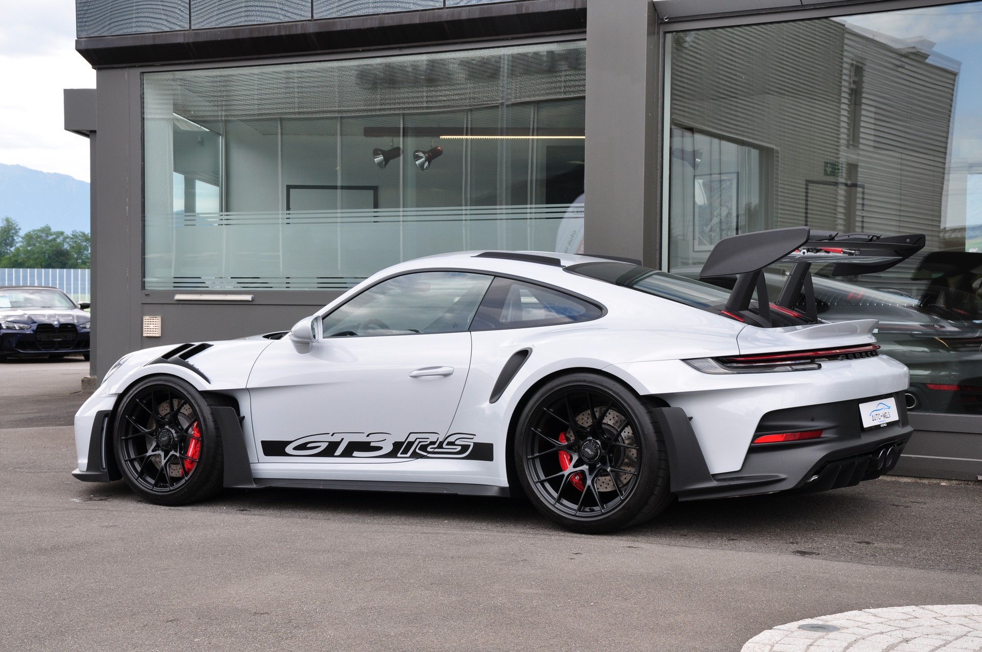 PORSCHE 911 GT3 RS-image-6